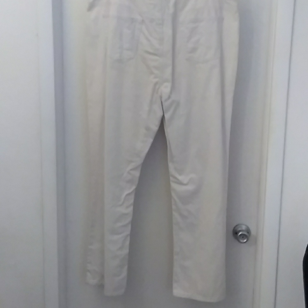Jeans - Picture 2 of 3